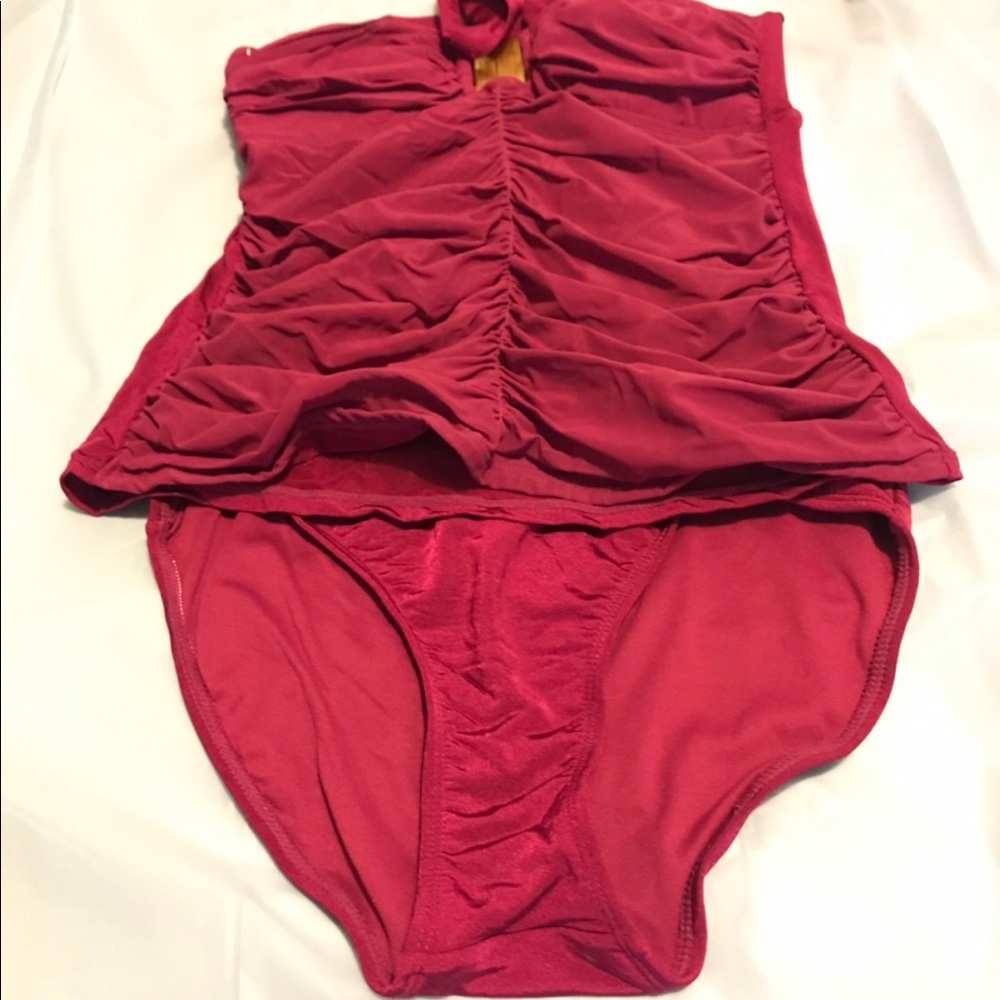 Bathing suit - Picture 3 of 4